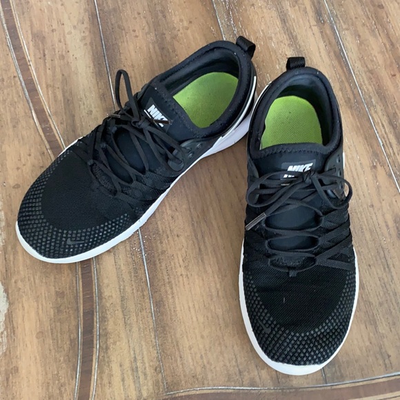 Nike Shoes - Nike women shoes!❤️❤️❤️